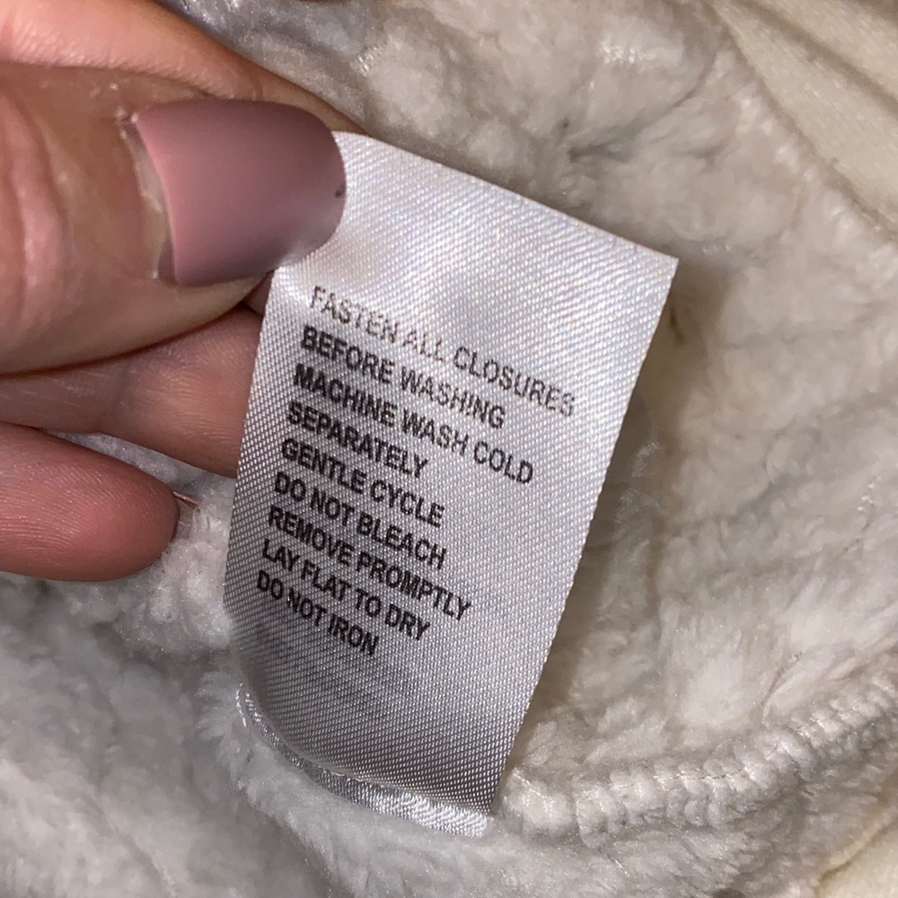 5/$50 ZeroXposur Women's Cream Textured Teddy Jacket Size Small - Picture 14 of 14